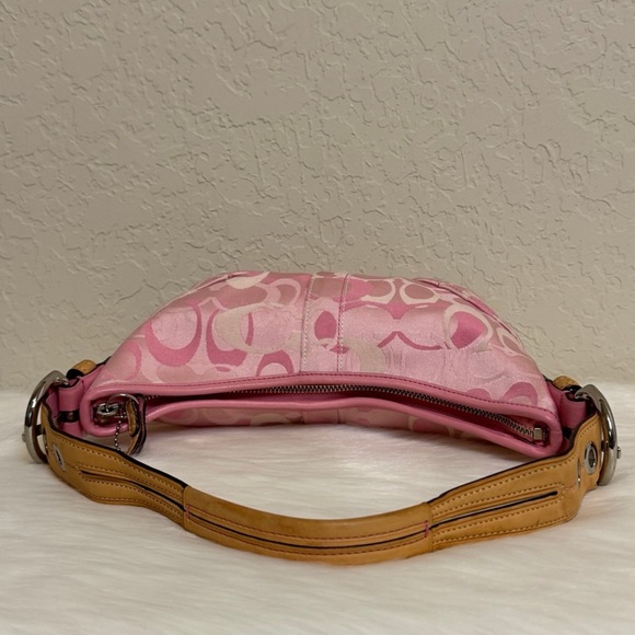 Coach Soho Optic Signature Small Hobo - Picture 6 of 12